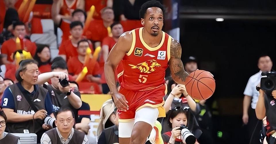 开云体育官网-包含凯恩复出首秀出彩，广厦男篮主场险胜丹佛掘金，豪取16连胜的词条